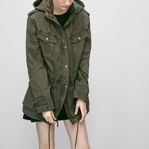 TALULA ARMY GREEN UTILITY JACKET (medium)
